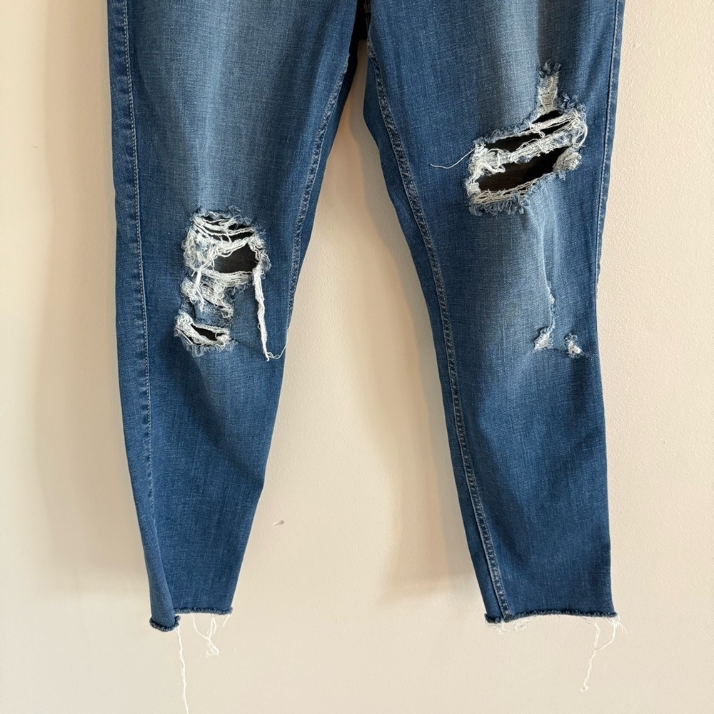 Old Navy Extra High-Rise Super Skinny Distressed Blue Rockstar Jeans - Picture 3 of 11